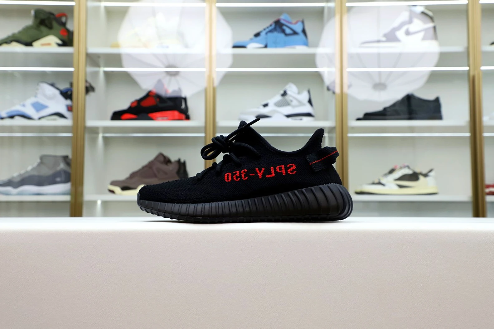 Kimikick YEEZY BOOST 350 V2 'BRED' SportInspired 70