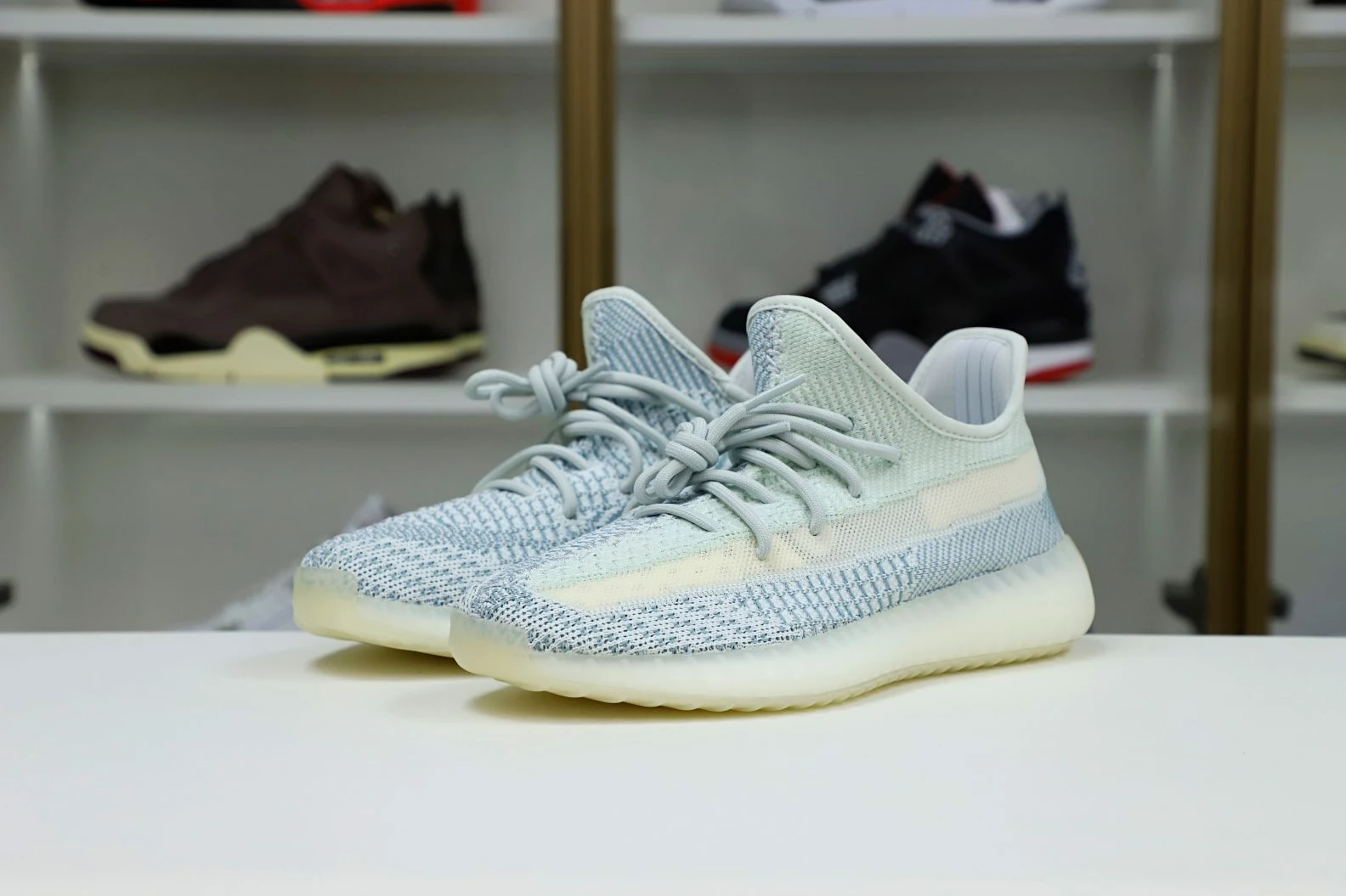 Kimikick YEEZY BOOST 350 V2 'CLOUD WHITE NON-REFLECTIVE' Fashionable 83