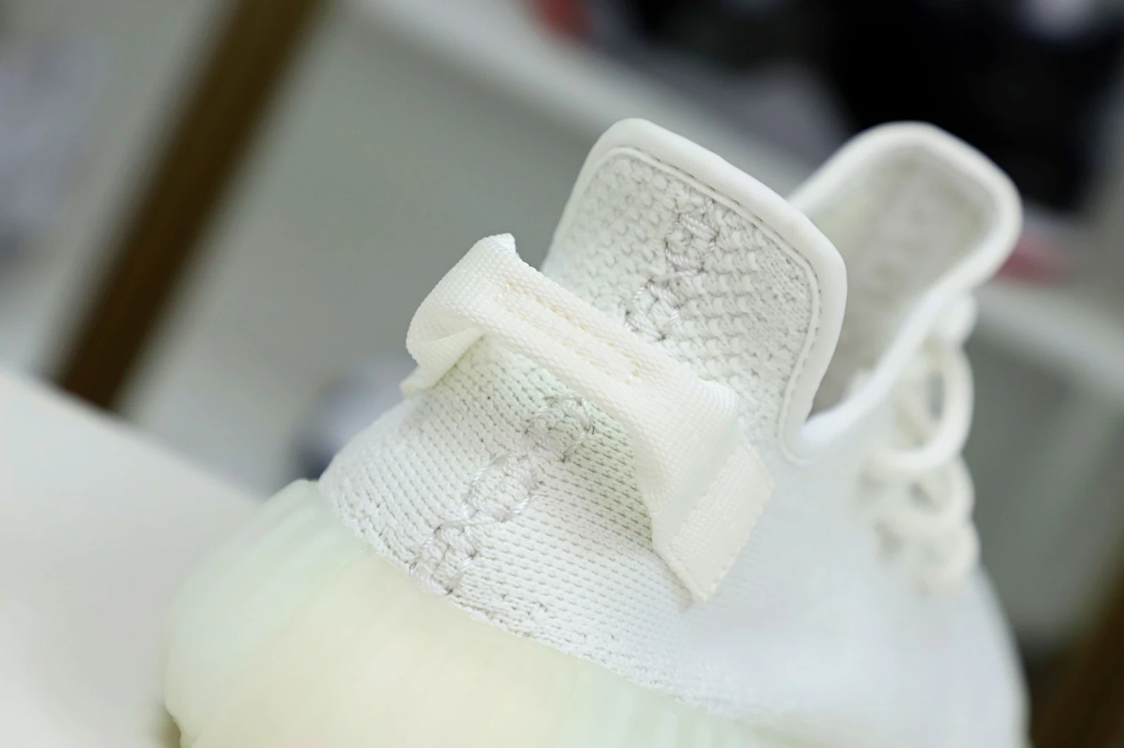 Kimikick YEEZY BOOST 350 V2 'CREAM WHITE   TRIPLE WHITE' Fashionable 19