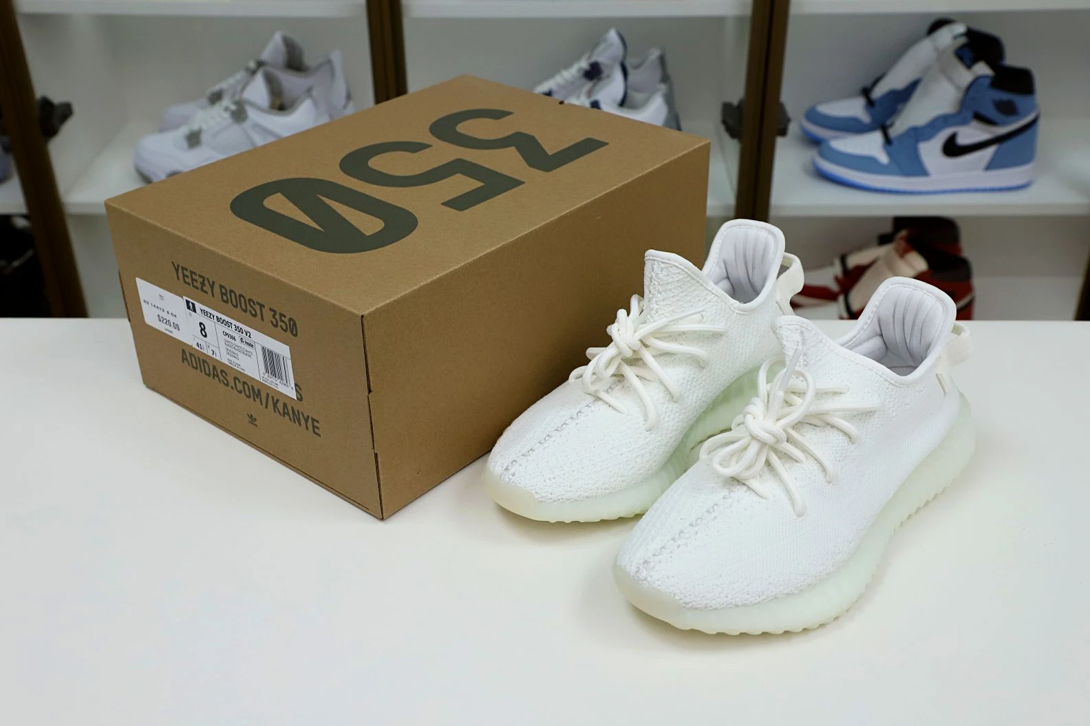 Kimikick YEEZY BOOST 350 V2 'CREAM WHITE   TRIPLE WHITE' Fashionable 19