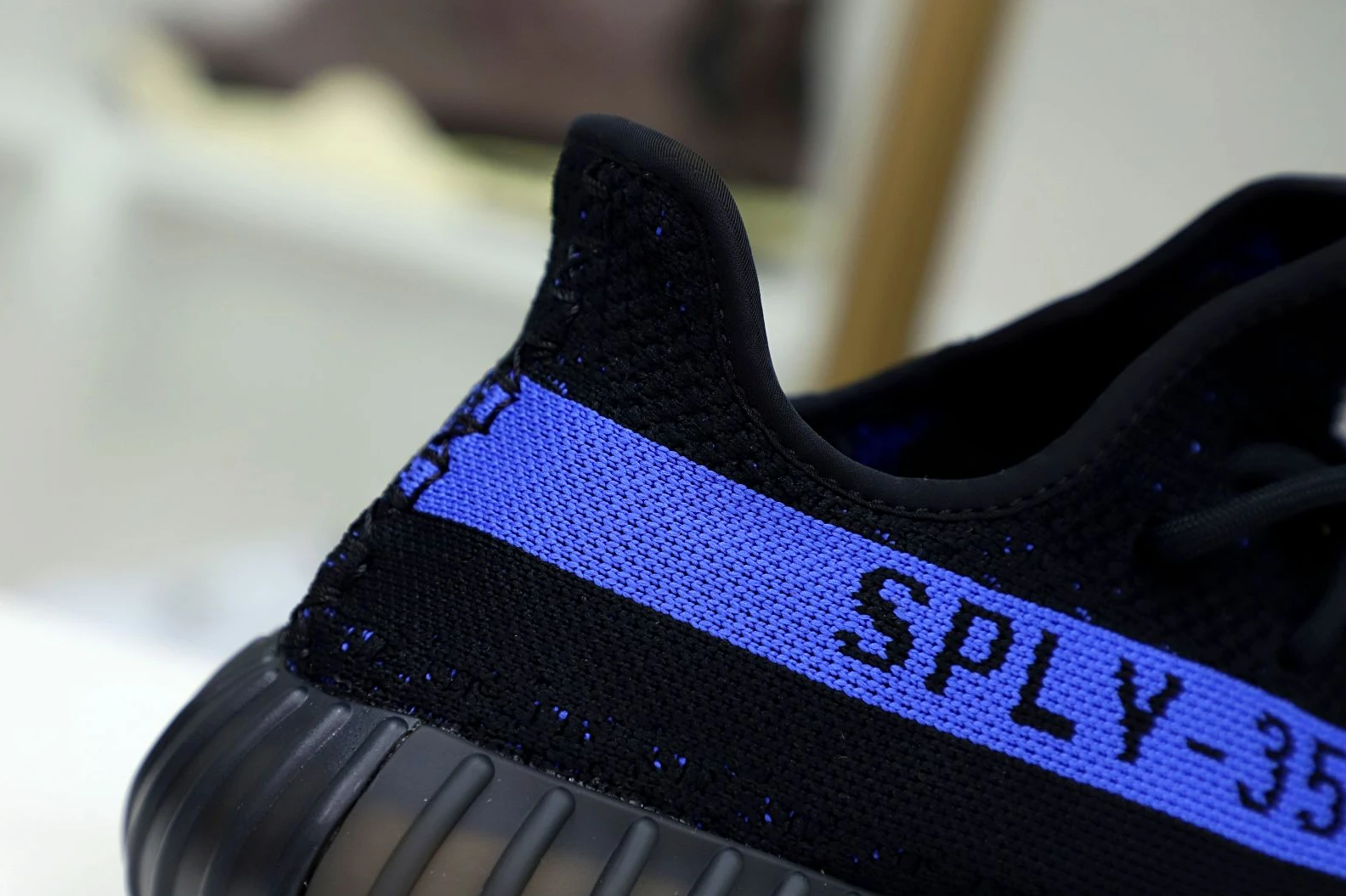 Kimikick YEEZY BOOST 350 V2 'DAZZLING BLUE' GoodFit 18