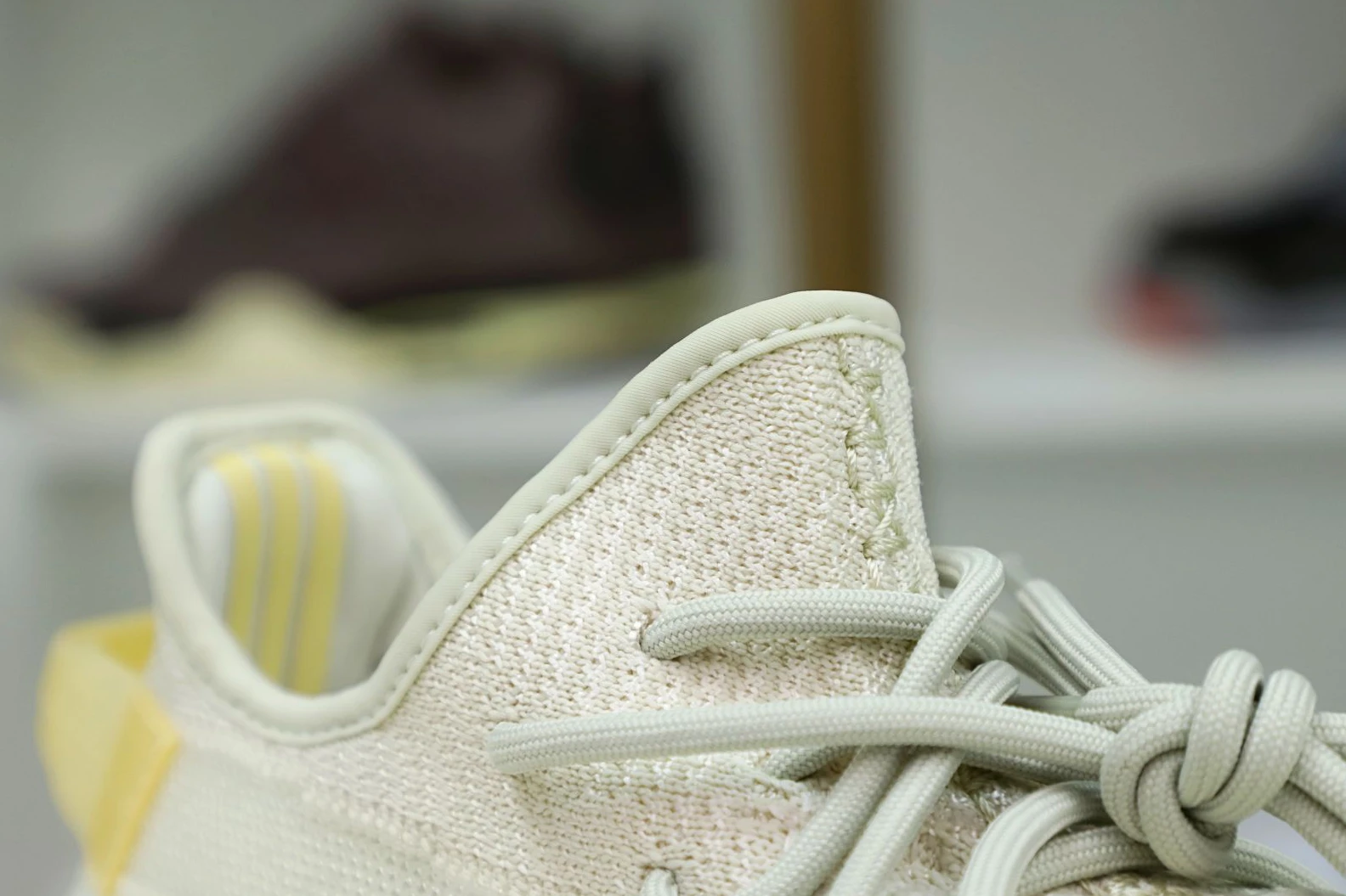 Kimikick YEEZY BOOST 350 V2 'NATURAL' DailyWear 29