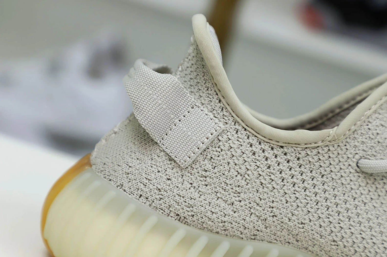 Kimikick YEEZY BOOST 350 V2 'SESAME' WellDesigned 44