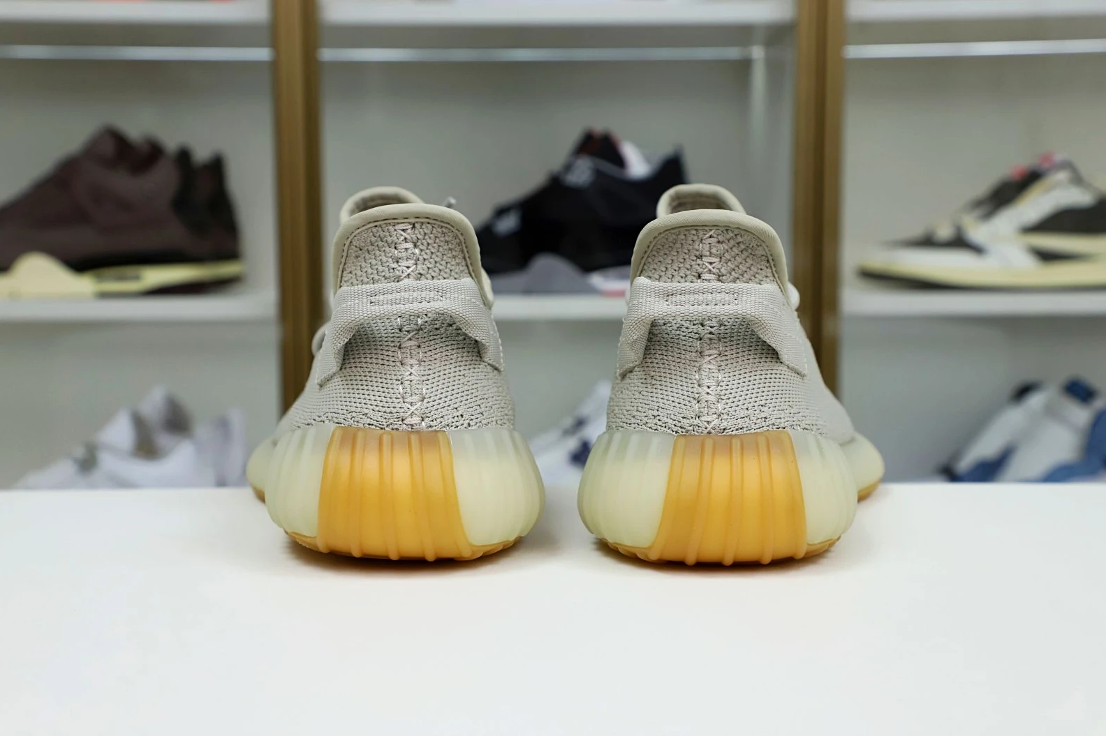 Kimikick YEEZY BOOST 350 V2 'SESAME' WellDesigned 44