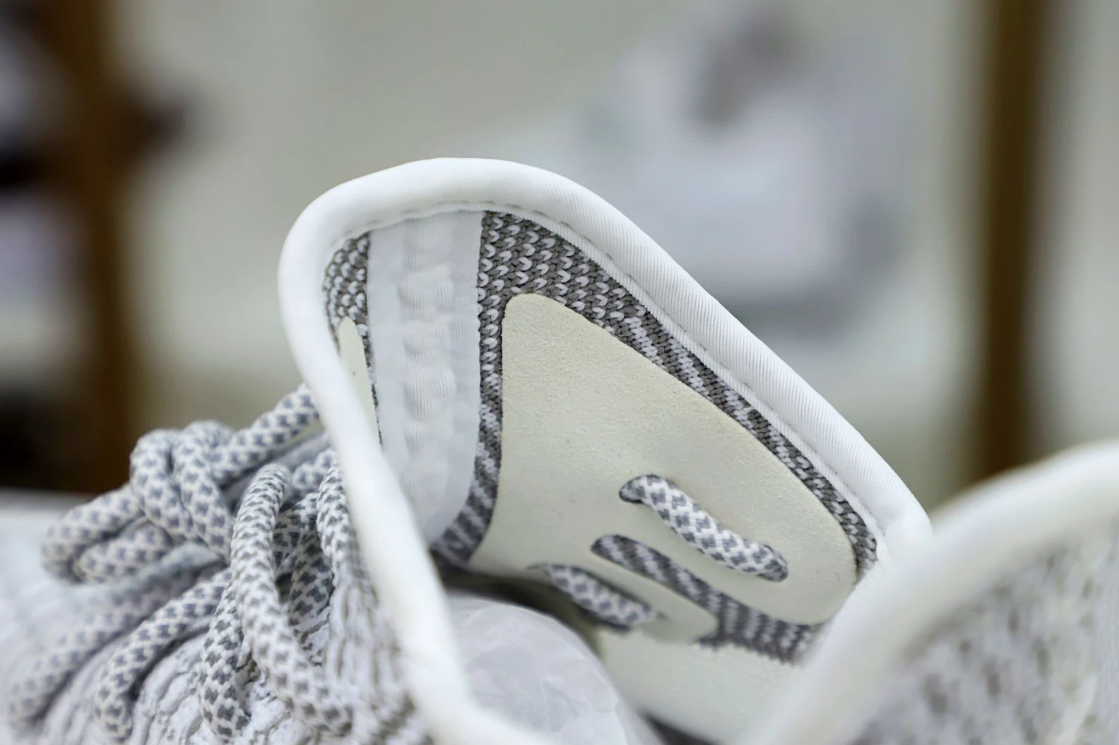 Kimikick YEEZY BOOST 350 V2 'STATIC NON- EasyMatch 59