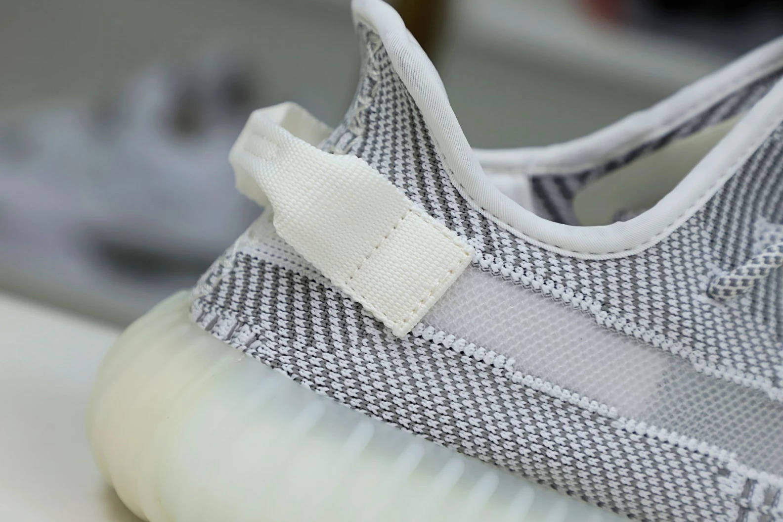 Kimikick YEEZY BOOST 350 V2 'STATIC NON- EasyMatch 59