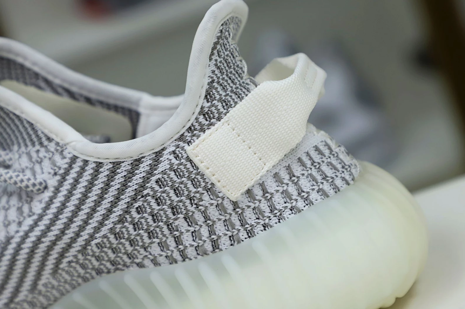 Kimikick YEEZY BOOST 350 V2 'STATIC NON- EasyMatch 59