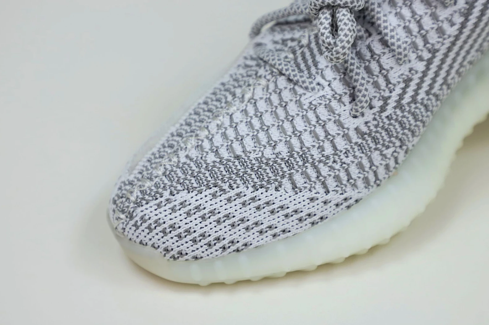 Kimikick YEEZY BOOST 350 V2 'STATIC NON- EasyMatch 59