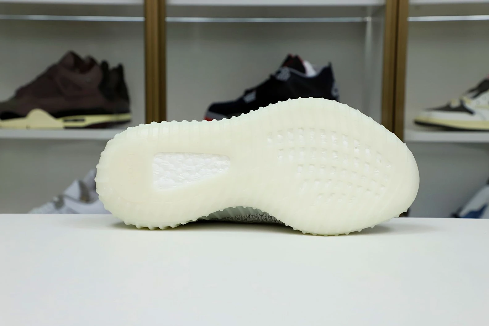 Kimikick YEEZY BOOST 350 V2 'STATIC REFLECTIVE' SportInspired 20