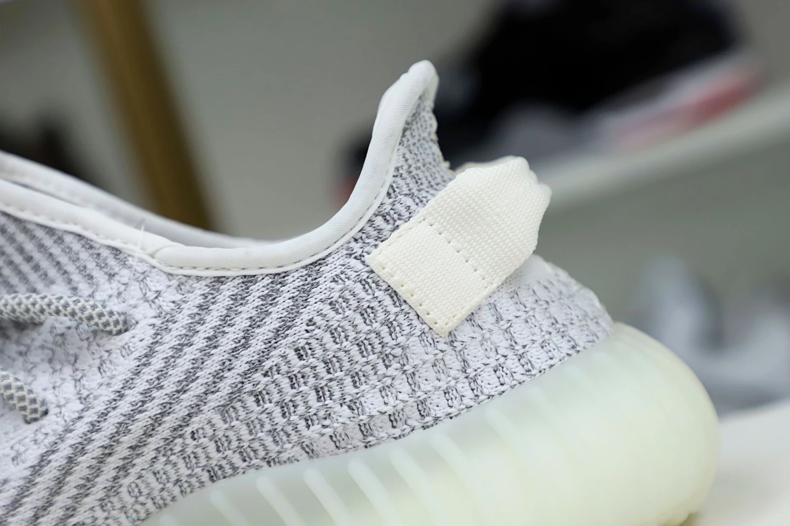 Kimikick YEEZY BOOST 350 V2 'STATIC REFLECTIVE' SportInspired 20