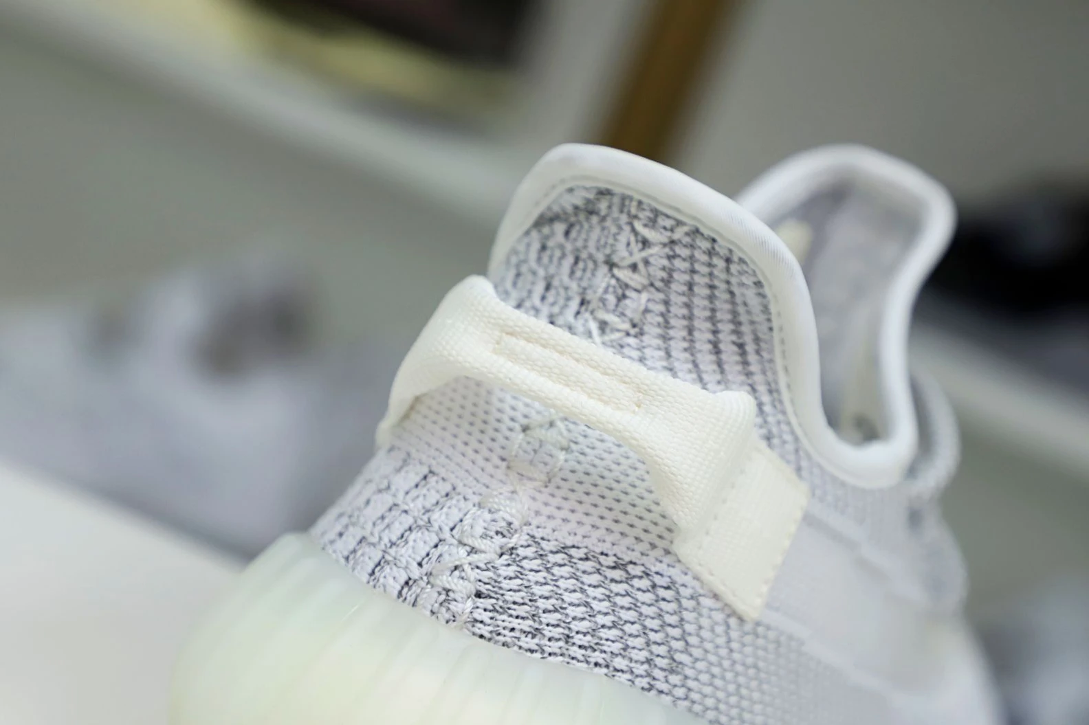 Kimikick YEEZY BOOST 350 V2 'STATIC REFLECTIVE' SportInspired 20