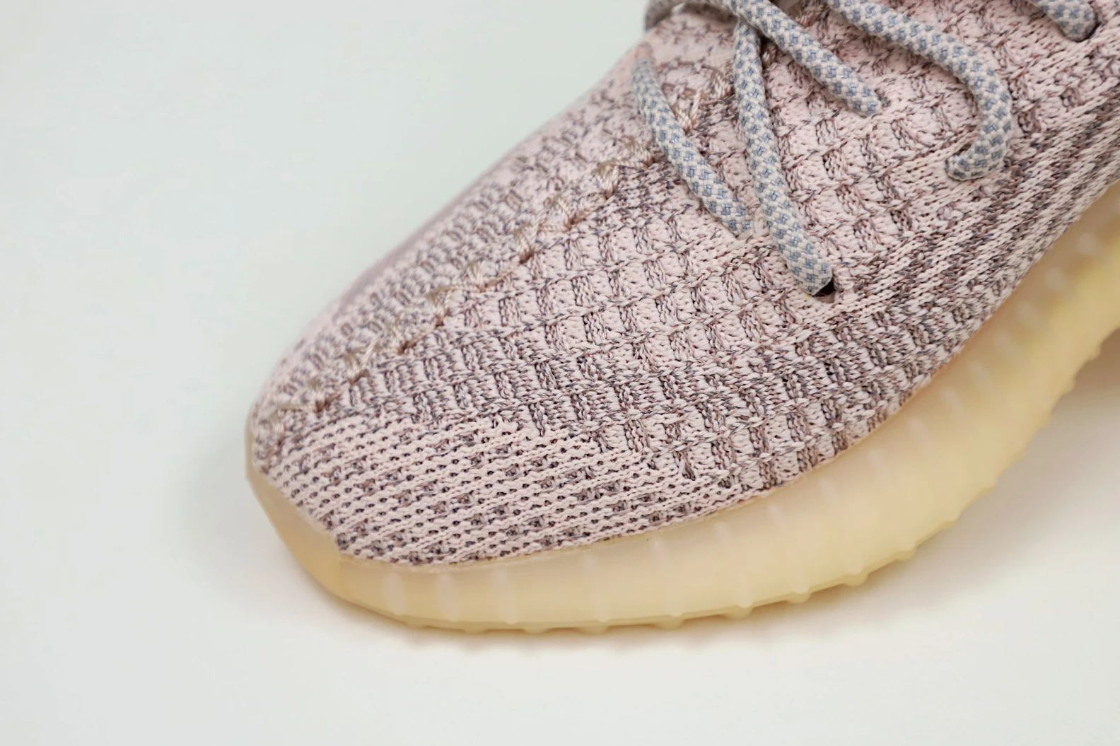 Kimikick YEEZY BOOST 350 V2 'SYNTH REFLECTIVE' WellDesigned 71