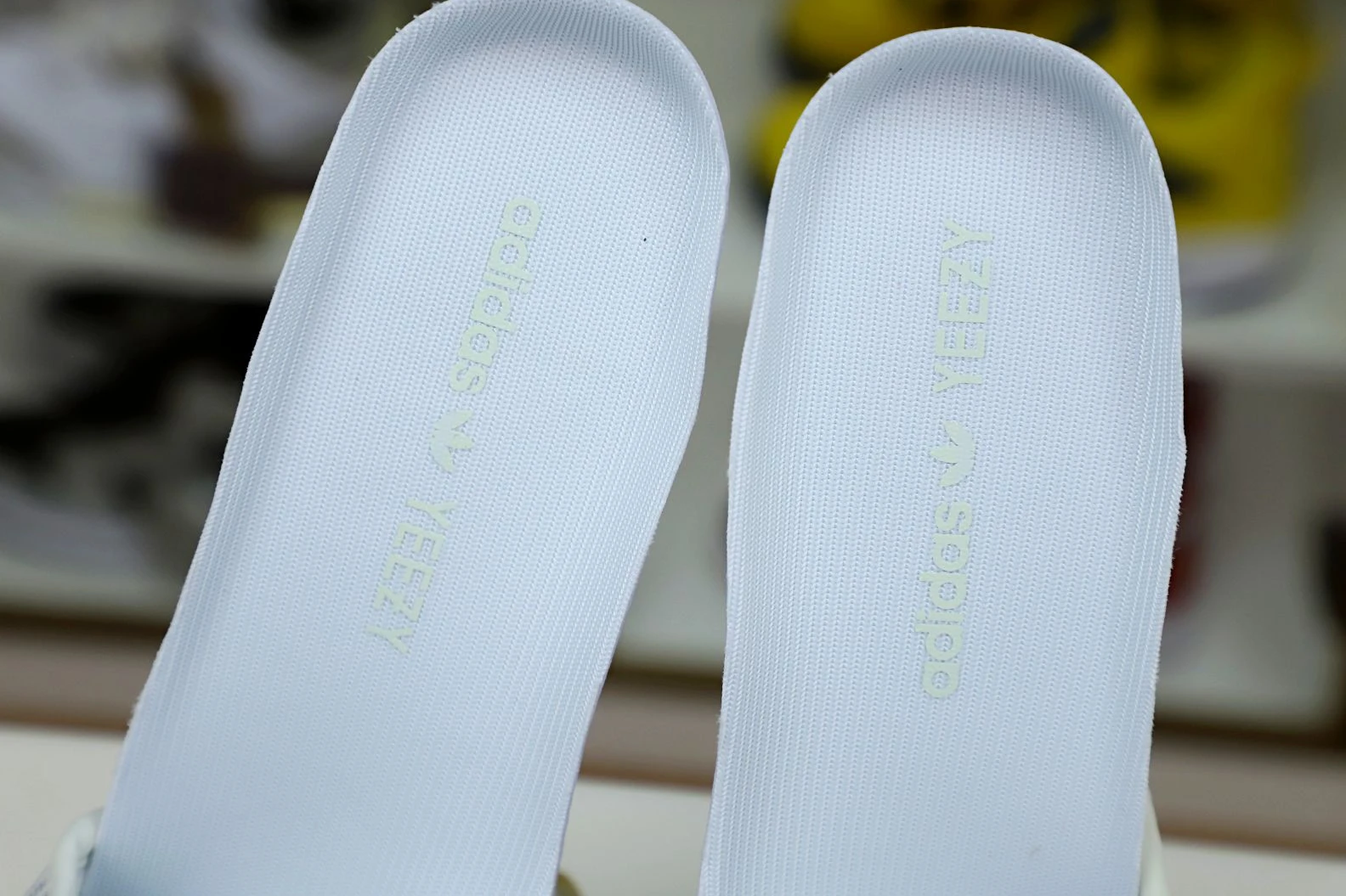 Kimikick YEEZY BOOST 350 V2 'YESHAYA NON-REFLECTIVE' DailyWear 67