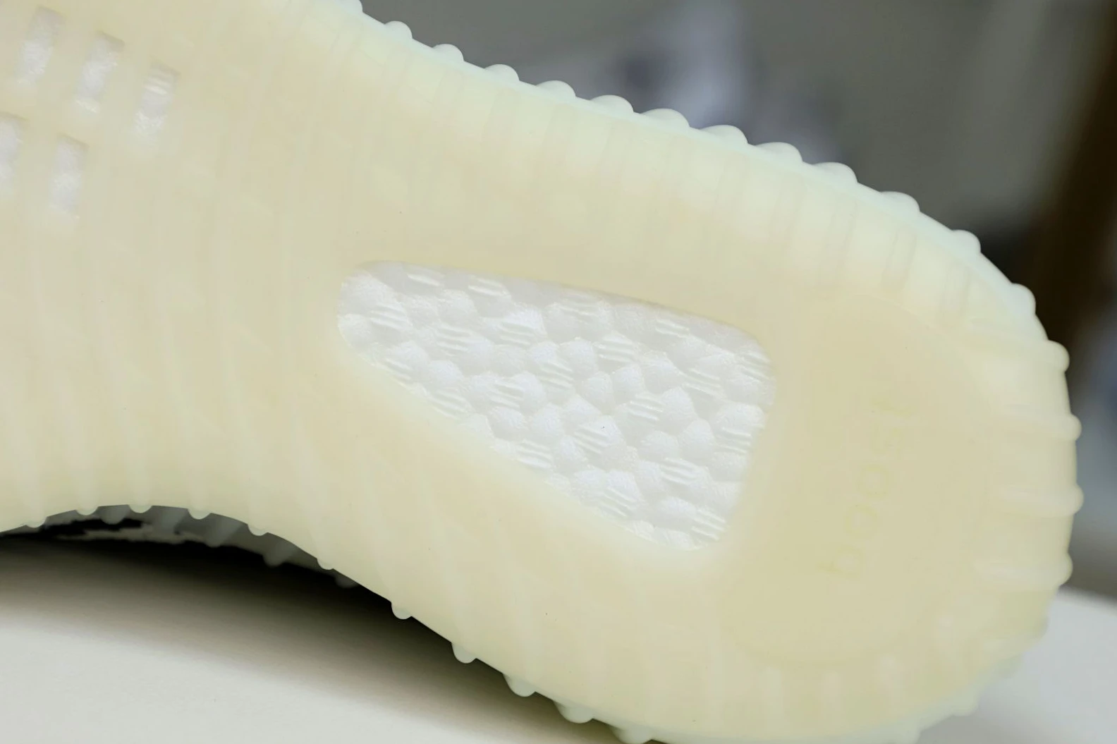 Kimikick YEEZY BOOST 350 V2 'ZEBRA' BestValue 79