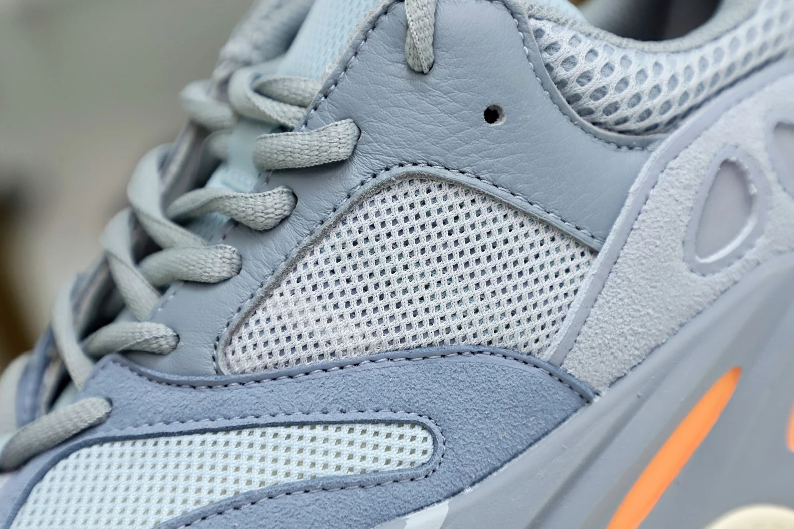 Kimikick YEEZY BOOST 700 'INERTIA' UrbanStyle 56