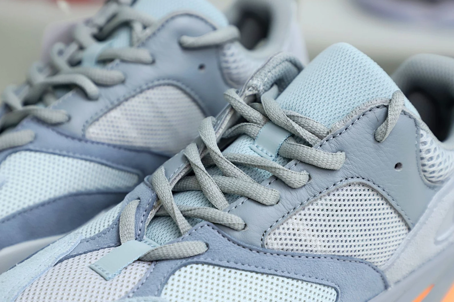 Kimikick YEEZY BOOST 700 'INERTIA' UrbanStyle 56