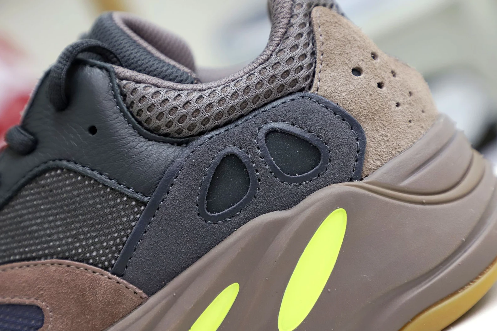 Kimikick YEEZY BOOST 700 'MAUVE' SmartChoice 25
