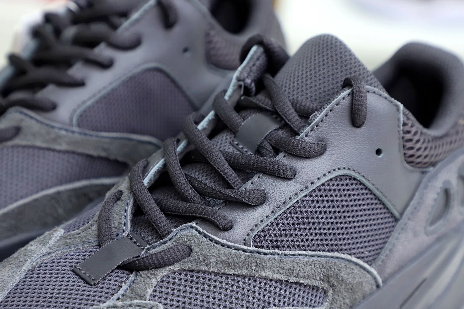 Kimikick YEEZY BOOST 700 'UTILITY BLACK' ModernLook 13