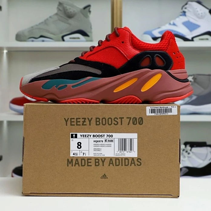 Kimikick YEEZY BOOST 700 HI-RES RED HQ WellDesigned 57