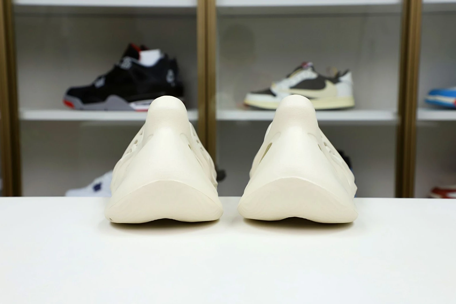 Kimikick YEEZY FOAM RUNNER 'ARARAT' EasyMatch 50