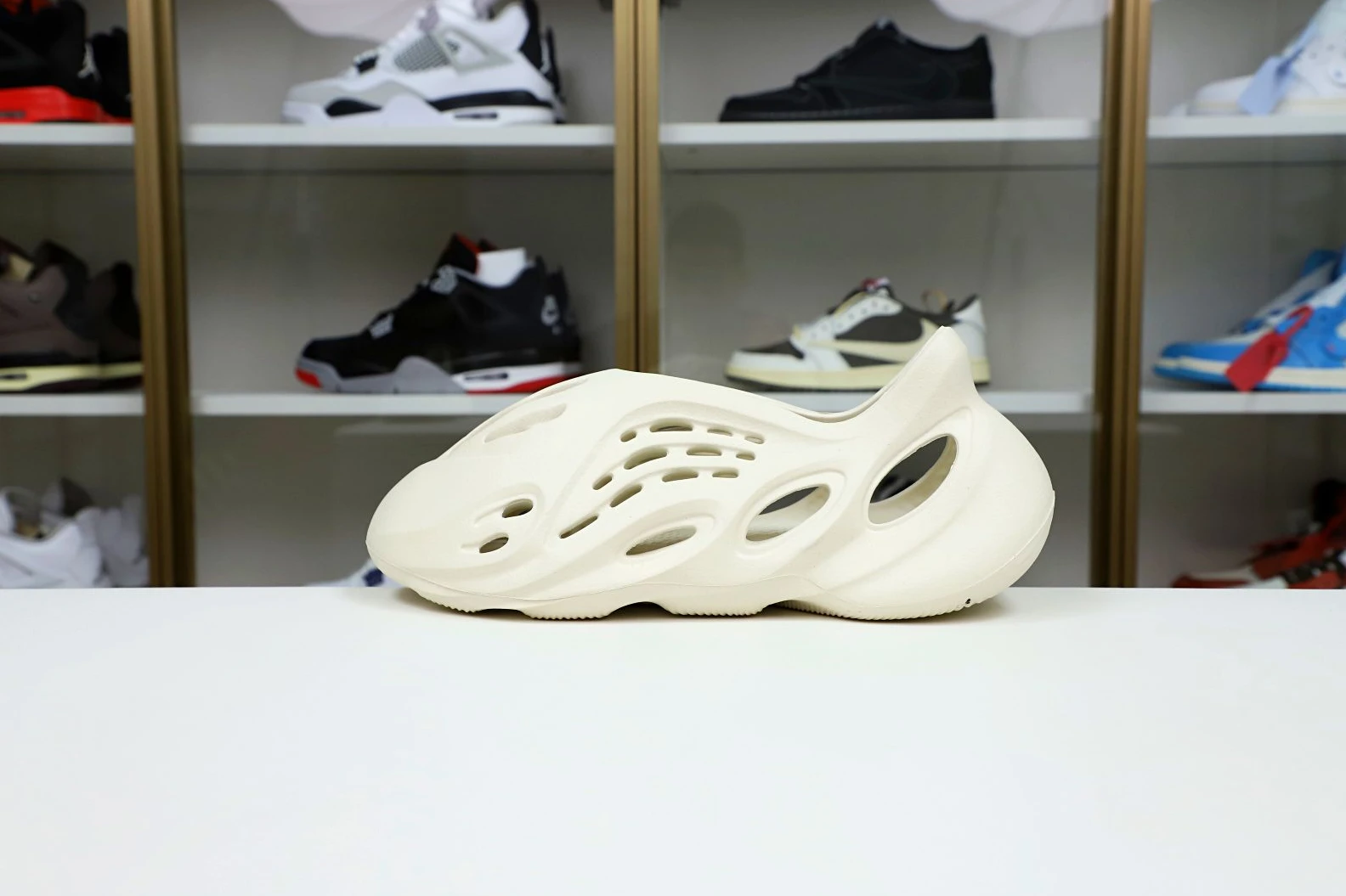 Kimikick YEEZY FOAM RUNNER 'ARARAT' EasyMatch 50
