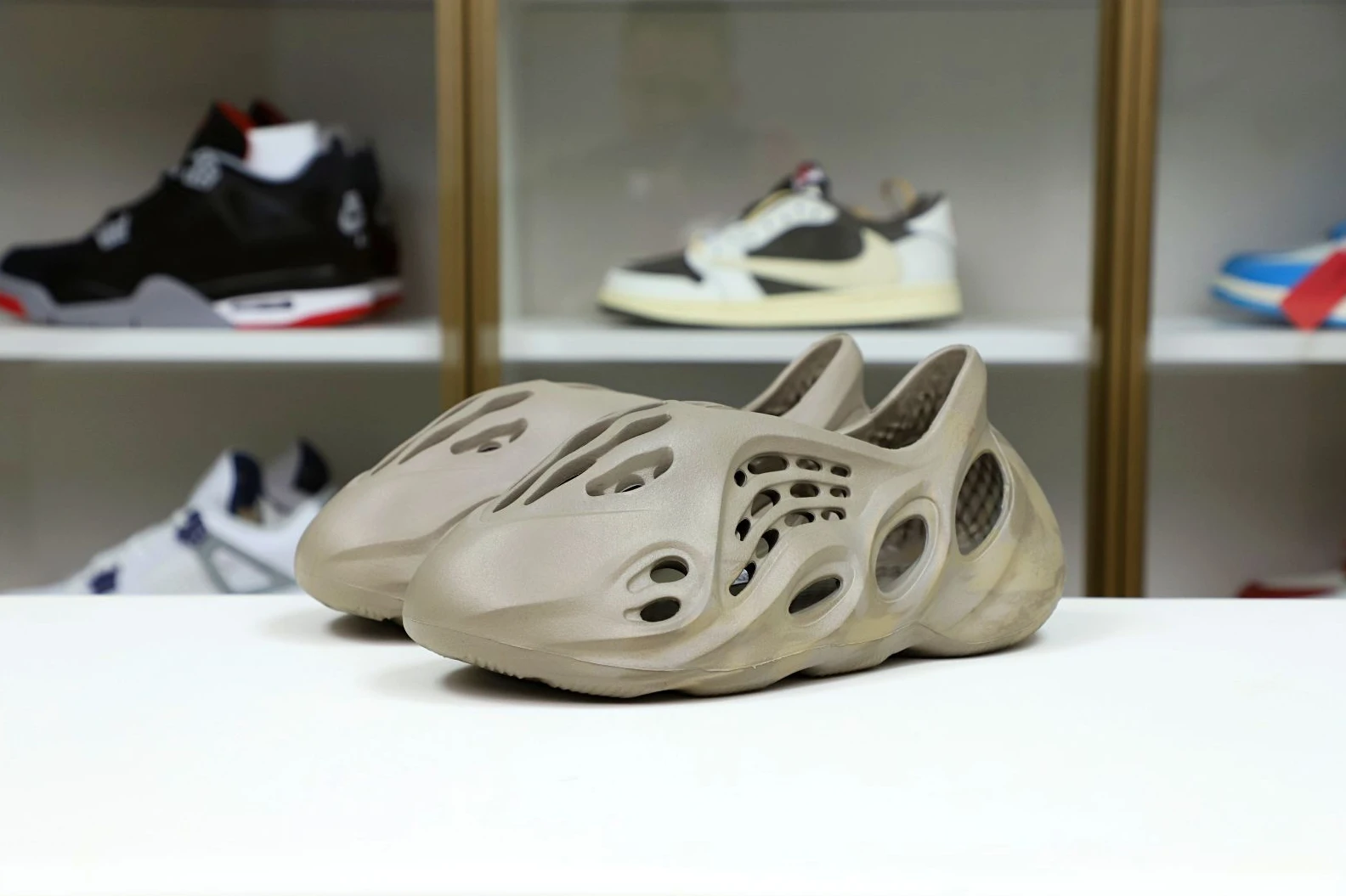 Kimikick YEEZY FOAM RUNNER GX Comfortable 68