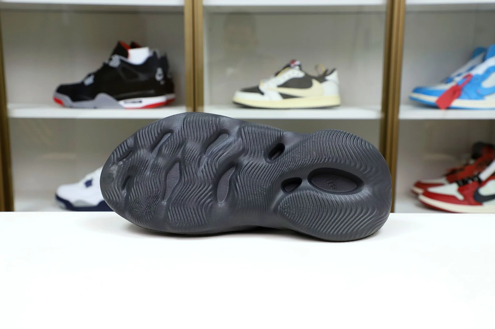 Kimikick YEEZY FOAM RUNNER HP Affordable 90