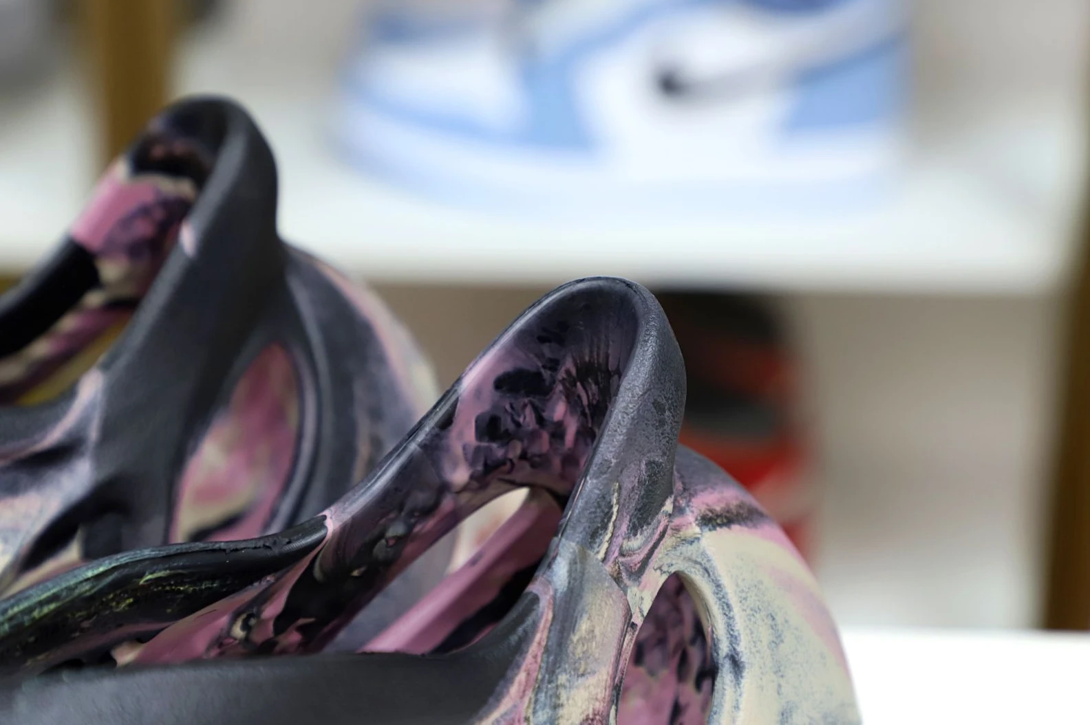 Kimikick YEEZY FOAM RUNNER “MX CARBON” 2022 (IG9562) EasyMatch 75