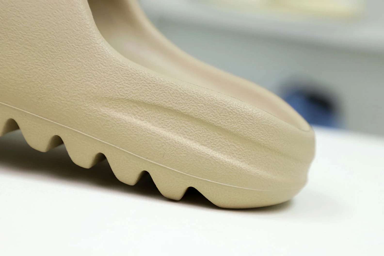 Kimikick YEEZY SLIDES GW ModernLook 16