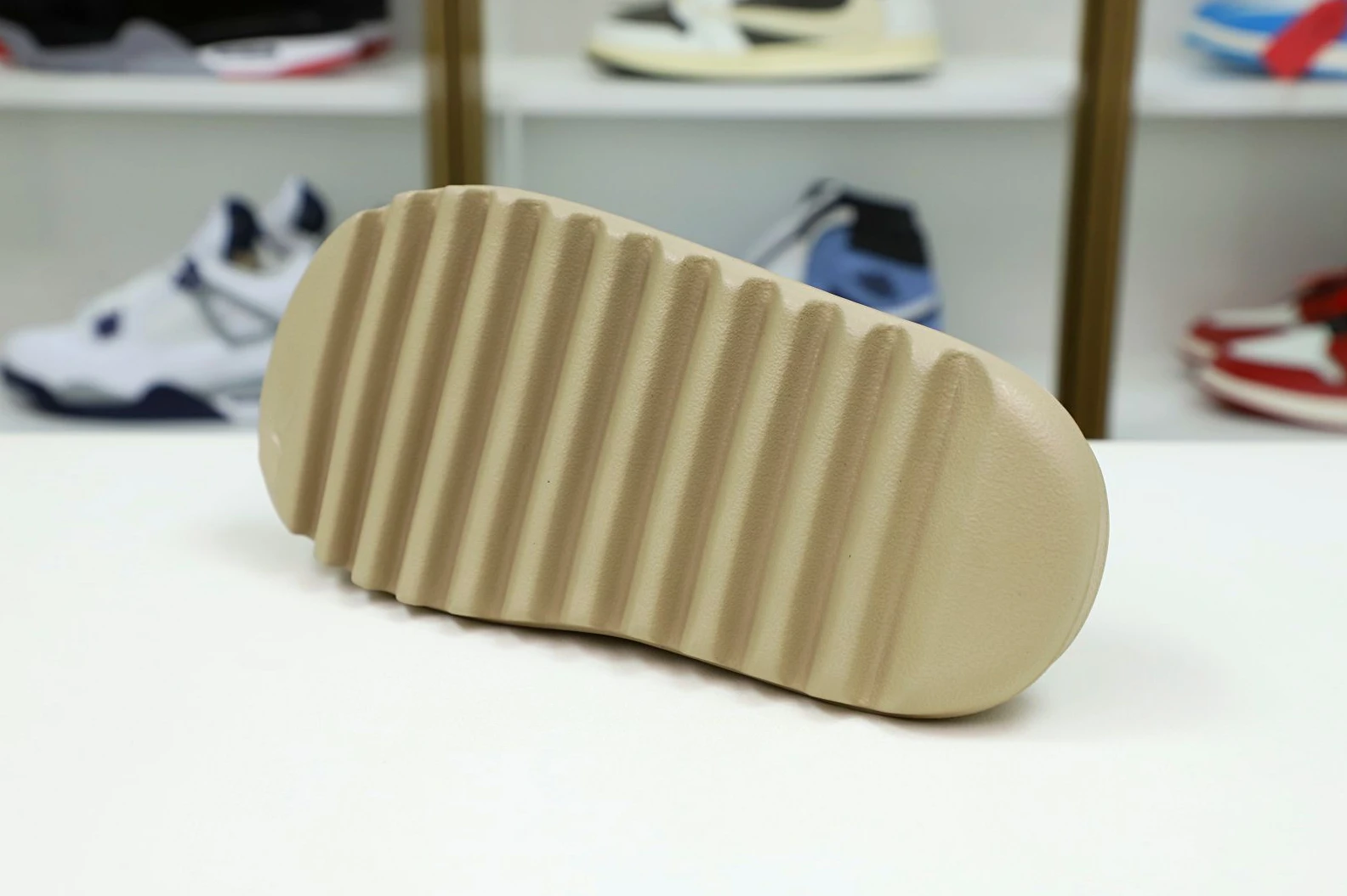 Kimikick YEEZY SLIDES GW ModernLook 16