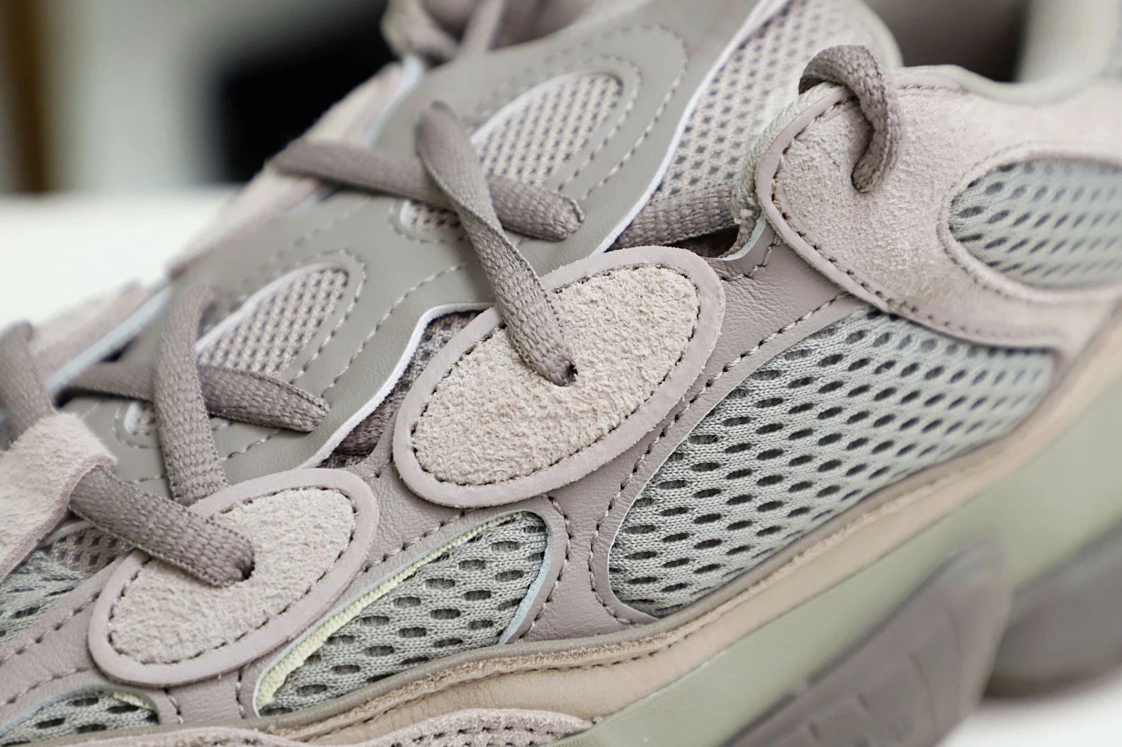 Kimikick Yeezy DailyWear 60