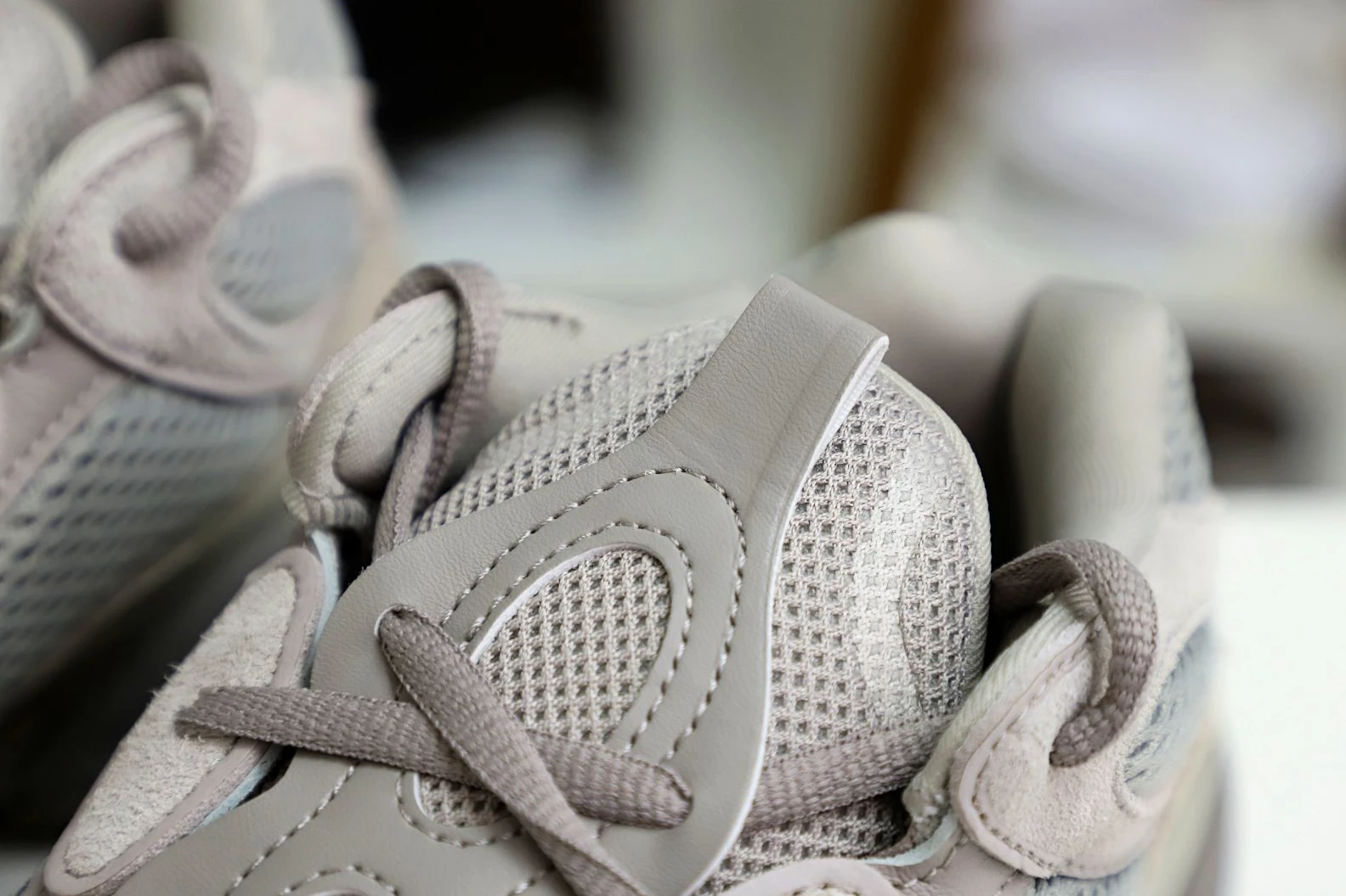 Kimikick Yeezy DailyWear 60