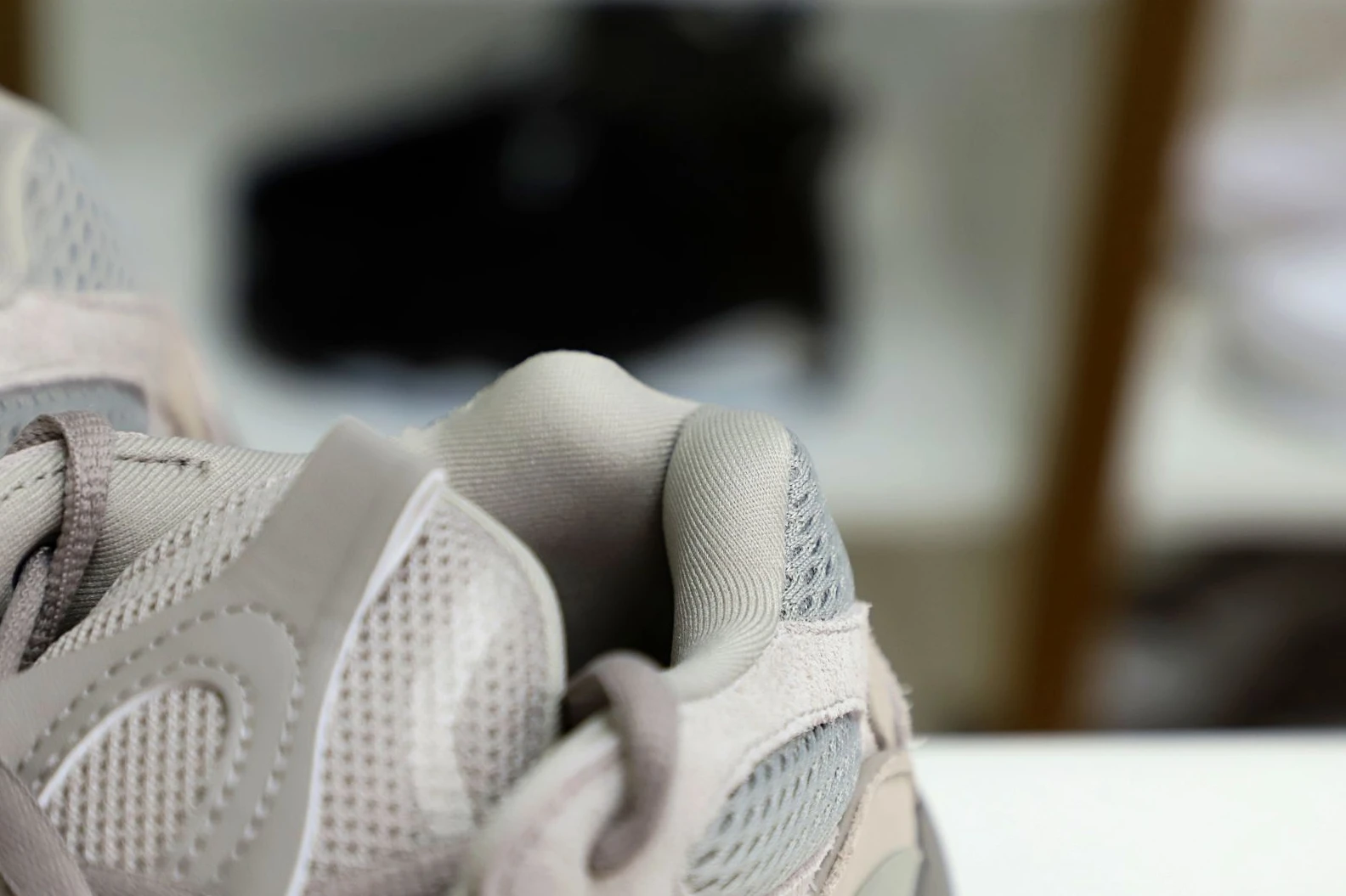 Kimikick Yeezy DailyWear 60