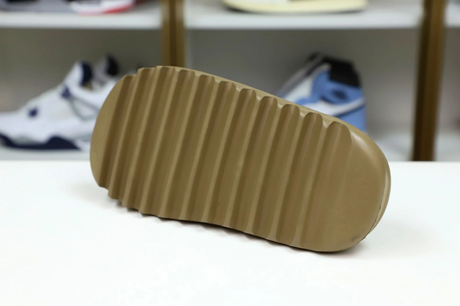 Kimikick Yeezy Slide BrownFV ModernLook 11