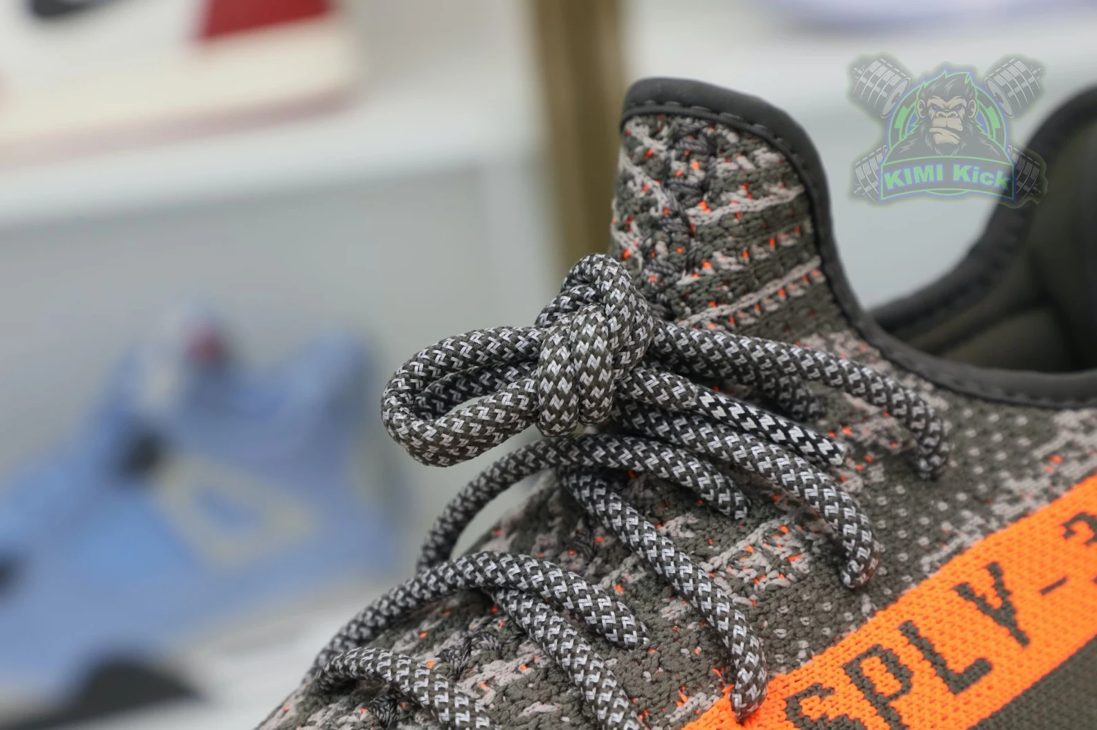 Kimikick originals Yeezy Boost 350 V2  3. StreetReady 7
