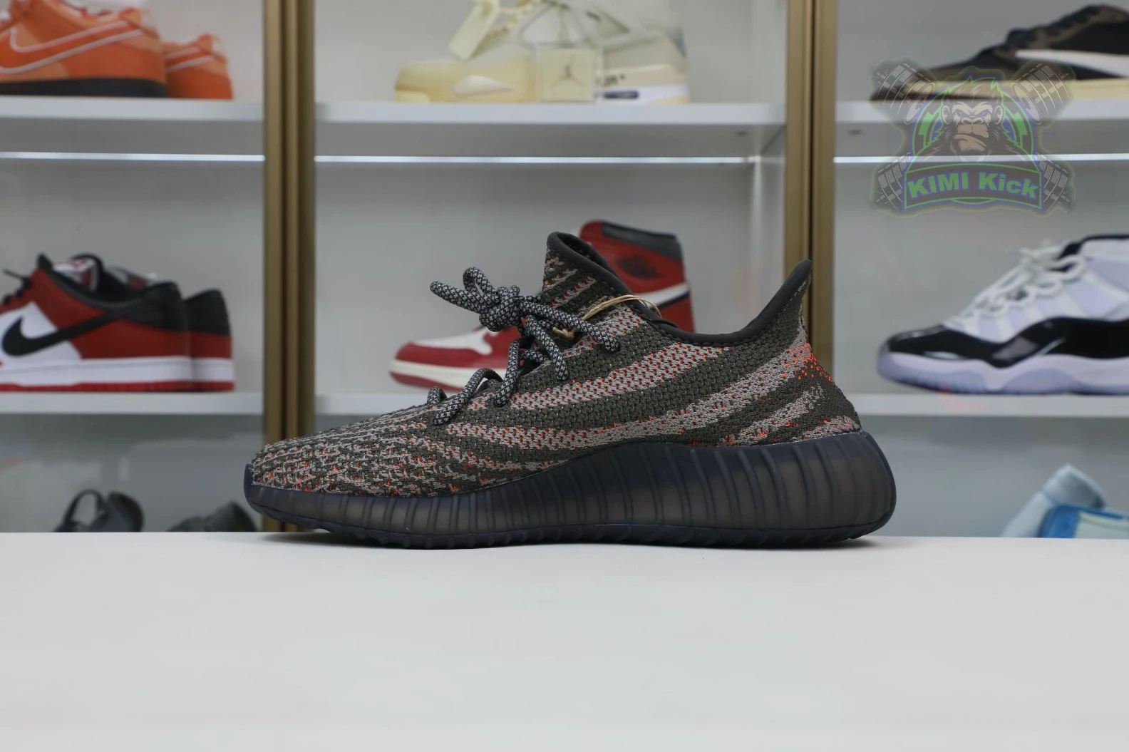 Kimikick originals Yeezy Boost 350 V2  3. StreetReady 7