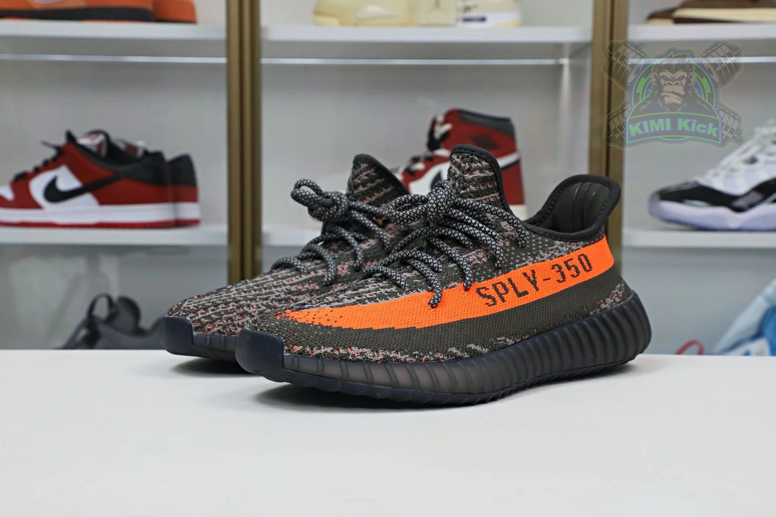 Kimikick originals Yeezy Boost 350 V2  3. StreetReady 7