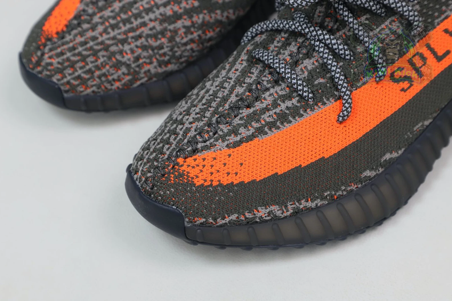 Kimikick originals Yeezy Boost 350 V2  3. StreetReady 7