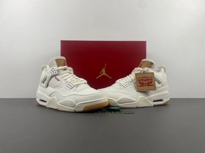 Levi's x Air Jordan 4 'White' AO2571- UrbanStyle 1071