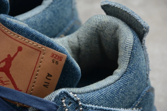 Levi's x Nike Air Jordan 4 Denim AO2571- StreetReady 1066