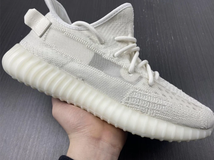 ModernLook Adidas Yeezy Boost 350 V2 CabBage HQ 305