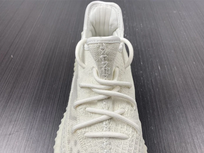 ModernLook Adidas Yeezy Boost 350 V2 CabBage HQ 305