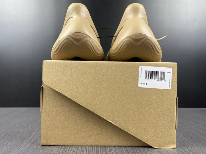 ModernLook Adidas Yeezy Foam RNNR Ochre GW 420