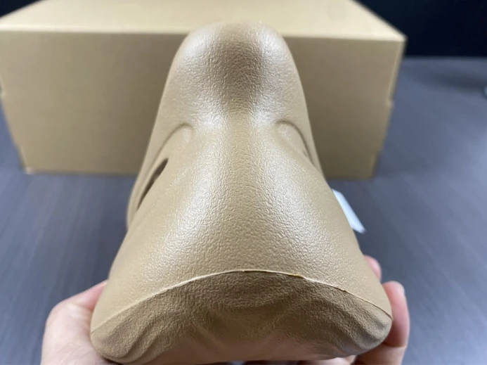 ModernLook Adidas Yeezy Foam RNNR Ochre GW 420