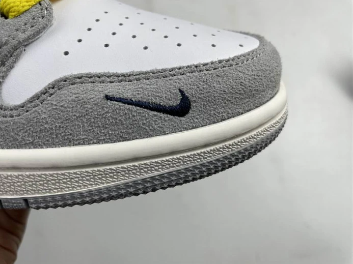 ModernLook Air Jordan 1 High Switch Light Smoke CW6576- 837
