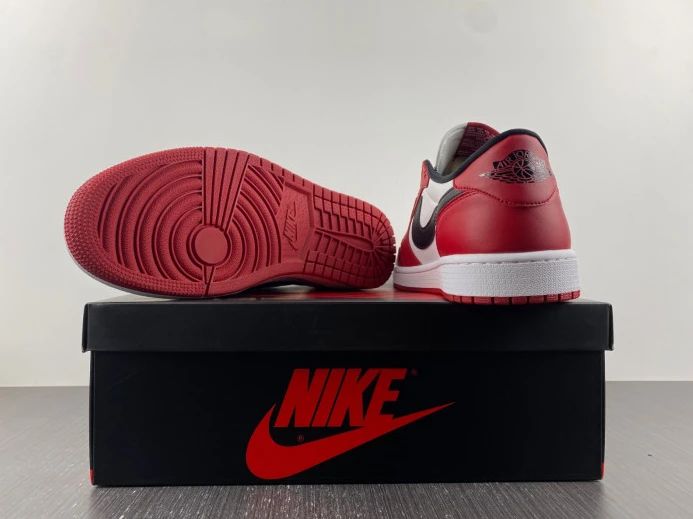 ModernLook Air Jordan 1 Retro Low Chicago 705329- 867