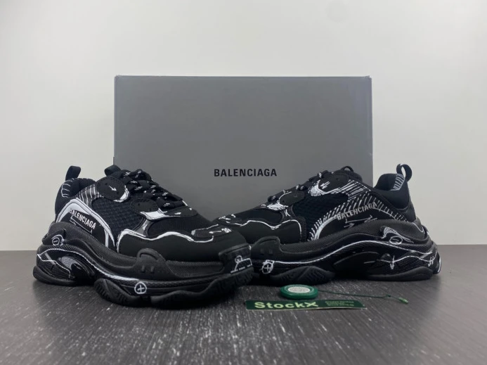 ModernLook BLCG TRIPLE S SNEAKER 536737 W2FW6 2395
