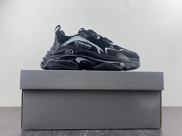 ModernLook BLCG TRIPLE S SNEAKER 536737 W2FW6 2395