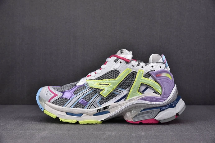 ModernLook Ba*len*cia*ga runner 2179