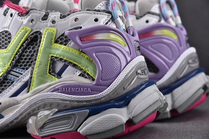 ModernLook Ba*len*cia*ga runner 2179